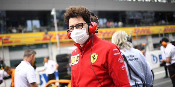 F1, Binotto: "Perez è stato scorretto con Leclerc"