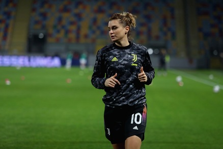 Juve: Girelli senza Green Pass rafforzato, non ci sarà con Pomigliano e Fiorentina Juve: Girelli senza Green Pass rafforzato, non ci sarà con Pomigliano e Fiorentina