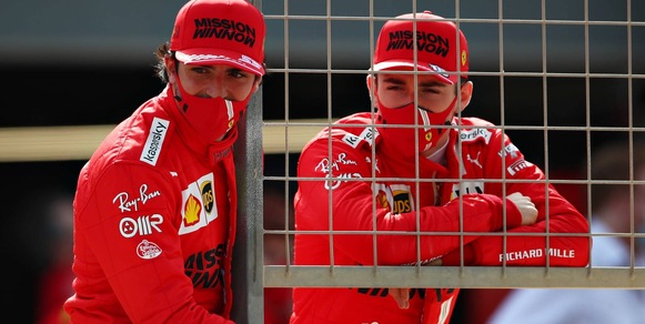 Ferrari, Sainz: "Sto cercando di copiare un po' lo stile di guida di Leclerc"