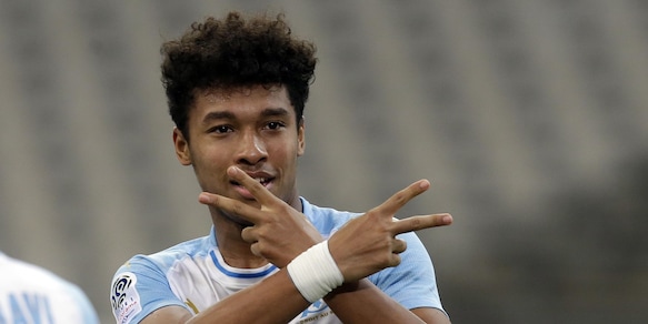 Roma, per il centrocampo spunta Kamara del Marsiglia: i dettagli