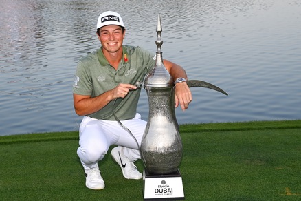 Golf, DP World Tour: Hovland vince a Dubai, deludono gli azzurri