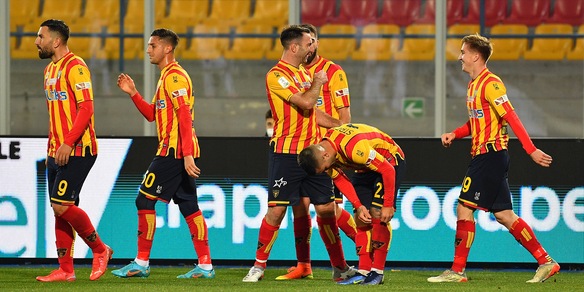 Lecce, primo allenamento in giallorosso per Plizzari e Ragusa