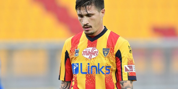 Calciomercato Serie B, Lecce: risolto il contratto di Pisacane