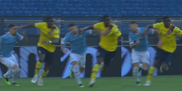 Rigore Lazio, Soumaoro sbraccia su Zaccagni: la fotosequenza Rigore Lazio, Soumaoro sbraccia su Zaccagni: la fotosequenza