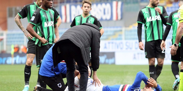 Sampdoria, nel riscaldamento maglia speciale per Gabbiadini