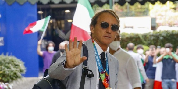 Ravanelli e Causio puntano su Mancini: "Rifondazione Italia va fatta con lui"