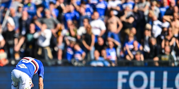 Sampdoria, dura contestazione dei tifosi. La protesta non degenera