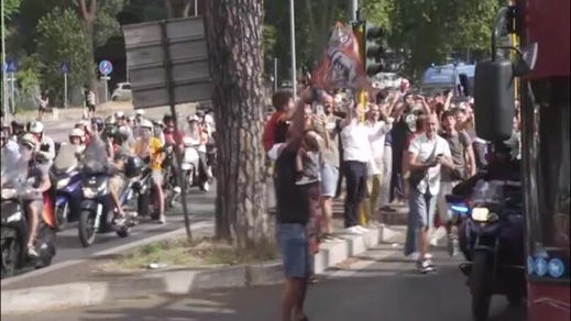 Roma in delirio per il trionfo in Conference League