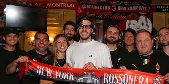 Tonali, vacanza da rossonero: che festa al Milan Club New York