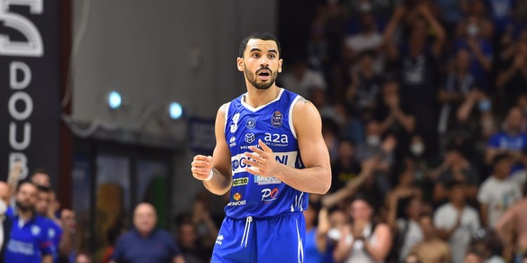 Milano, ufficializzato l'arrivo di Mitrou-Long dalla Germani Brescia Milano, ufficializzato l'arrivo di Mitrou-Long dalla Germani Brescia