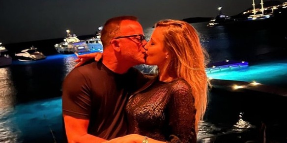 Gigi D'Alessio e Denise Esposito: il primo bacio sui social e la dedica romantica