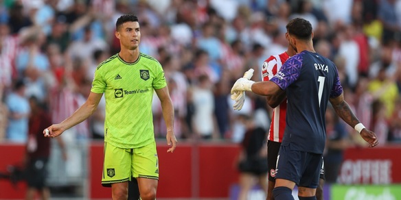 Polveriera Manchester United: Ronaldo se la prende con De Gea e non saluta i tifosi Polveriera Manchester United: Ronaldo se la prende con De Gea e non saluta i tifosi