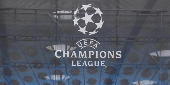 Champions League, gli arbitri: Taylor per la Juve, Jovanovic per il Milan