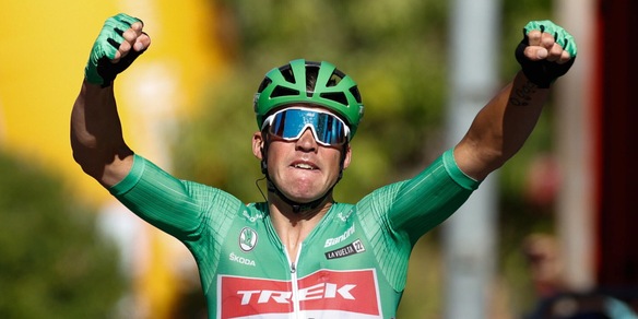 Vuelta 2022, Pedersen si aggiudica la 19ª tappa. Il leader resta Evenepoel Vuelta 2022, Pedersen si aggiudica la 19ª tappa. Il leader resta Evenepoel