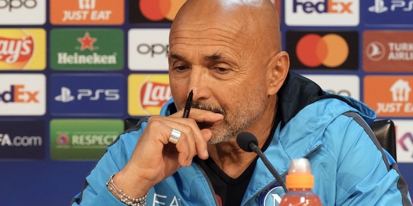 Napoli, Spalletti: "I complimenti di Klopp? Si dice 'cca nisciuno è fess'"