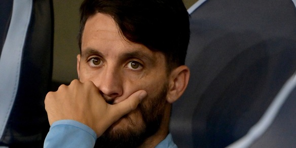 Luis Alberto sotto esame, si gioca il derby