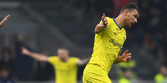 Inter, Dzeko fa meglio di Meazza e punge sul rinnovo: "Non è una domanda per me..."