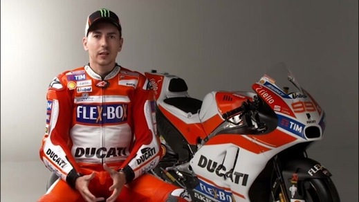 Moto Gp, Lorenzo e la Ducati sfiorata per due volte