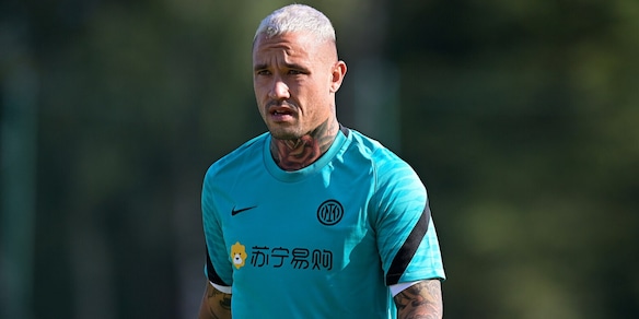 Nainggolan verso il Bari? Critiche dei tifosi, lui risponde sui social