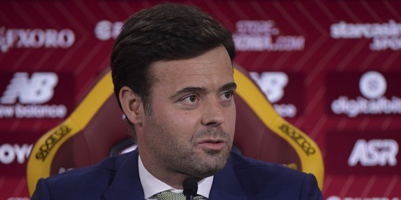 Roma, Pinto al lavoro: Karsdorp, cessioni, rinnovi e confronto con Mourinho