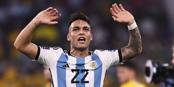 Lautaro nella bufera in Argentina: la fidanzata attacca sui social