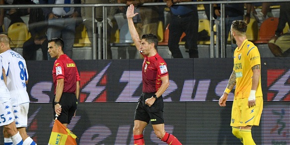 La Figc ufficializza il fuorigioco semiautomatico in A: ecco quando si parte