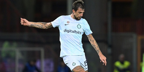 Inter, Acerbi ammette: "Sarebbe bello chiudere la carriera alla Reggina" Inter, Acerbi ammette: "Sarebbe bello chiudere la carriera alla Reggina"
