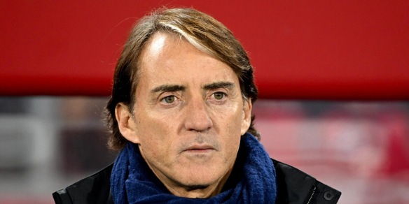 Mancini punta sul Napoli: "Riuscirà a mantenere il primo posto"