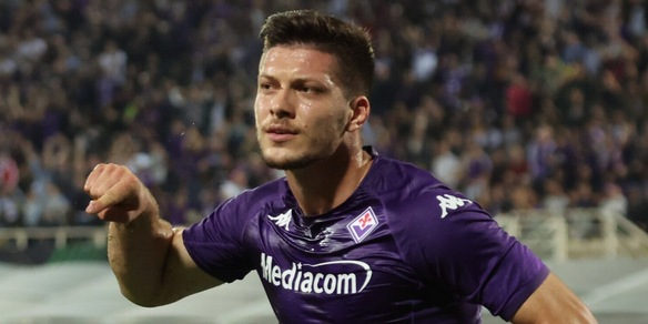 Fiorentina, Jovic resta fino al 2024. Ma stasera va in panchina Fiorentina, Jovic resta fino al 2024. Ma stasera va in panchina