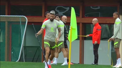 Giroud tra Milan e MLS Giroud tra Milan e MLS
