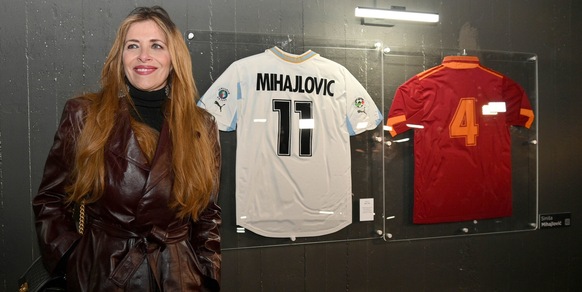 Mihajlovic tra le leggende dello sport: emozione e lacrime all'Olimpico, ecco chi c'era FOTO E VIDEO