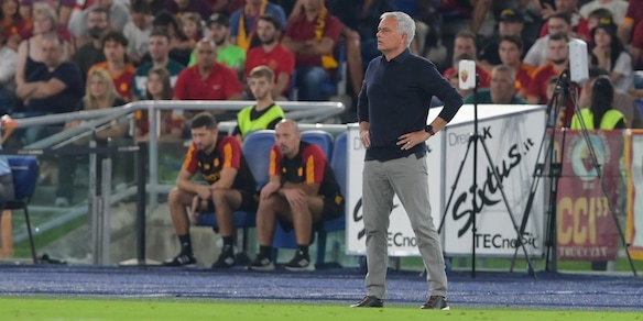 Roma, rivivi la diretta di Mourinho: la conferenza stampa e le parole in tv