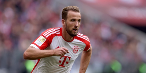 Kane segna tre gol ma la tripletta non vale: la regola fiscale in Bundesliga