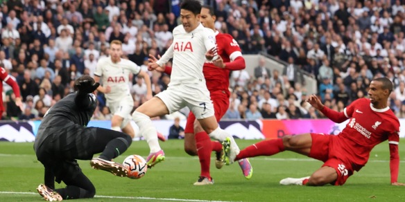 Scandalo Var in Tottenham-Liverpool: spunta un retroscena sugli arbitri