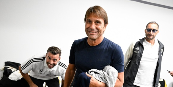 Conte alla festa Juve, la risposta che fa sperare i tifosi del Napoli