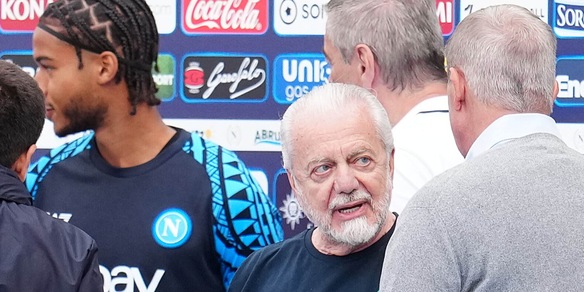 Napoli, si è offerto un allenatore spagnolo: chi è