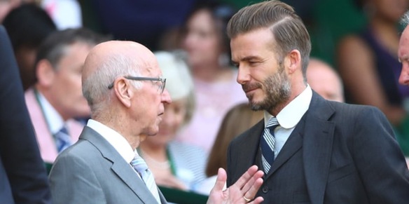 David Beckham, il gesto del padre e il commosso ricordo di Bobby Charlton