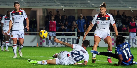 L'Atalanta torna a vincere: Lookman-Ederson, 2-0 al Genoa