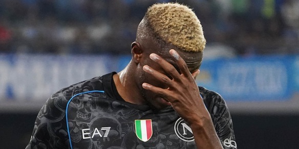 Napoli, dov'è Osimhen? Il giallo del volo in Germania