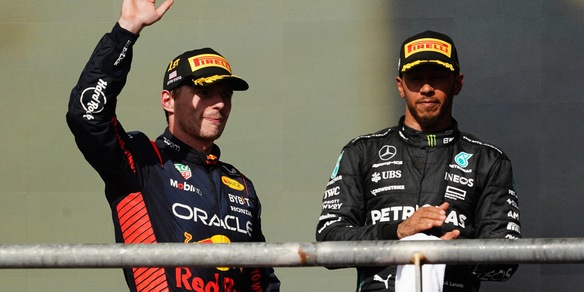 F1, Verstappen fa 50 e elogia Hamilton: "Numeri da rookie rispetto ai suoi"