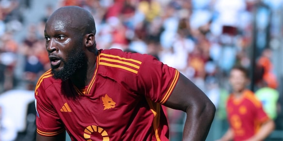 Roma, niente turn over per Lukaku. Smalling è un mistero