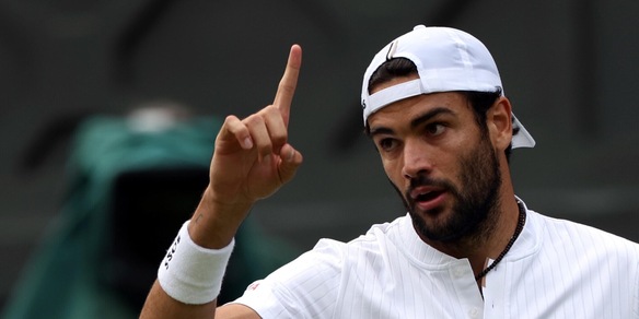 Berrettini, l'annuncio sui social: "Stagione finita, troppo rischioso..."