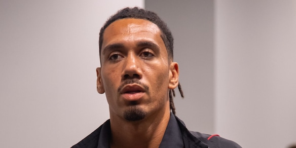 Smalling vola a Londra: consulto dallo specialista che ha operato Abraham