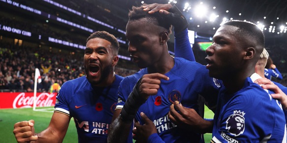 Tottenham-Chelsea 1-4: poker da ex per Pochettino, primo ko per gli Spurs