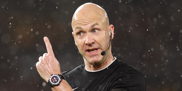 Chelsea-Manchester City, arbitra Taylor! Stupore e polemiche in Inghilterra