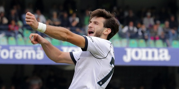 Kvaratskhelia spiega l'esultanza da arciere: "Ecco chi mi ha ispirato"