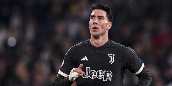 Juve, perché Vlahovic rischia di diventare un caso: il pericolo da evitare