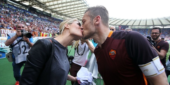 Ilary Blasi, la prima rivelazione clamorosa su Totti: "Facevamo sempre tanto sesso"