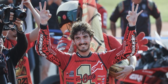 La Juve festeggia Bagnaia campione: la dedica social fa impazzire i tifosi