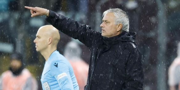 Roma, attacco di Mourinho ai giocatori: tutti i nomi sotto accusa